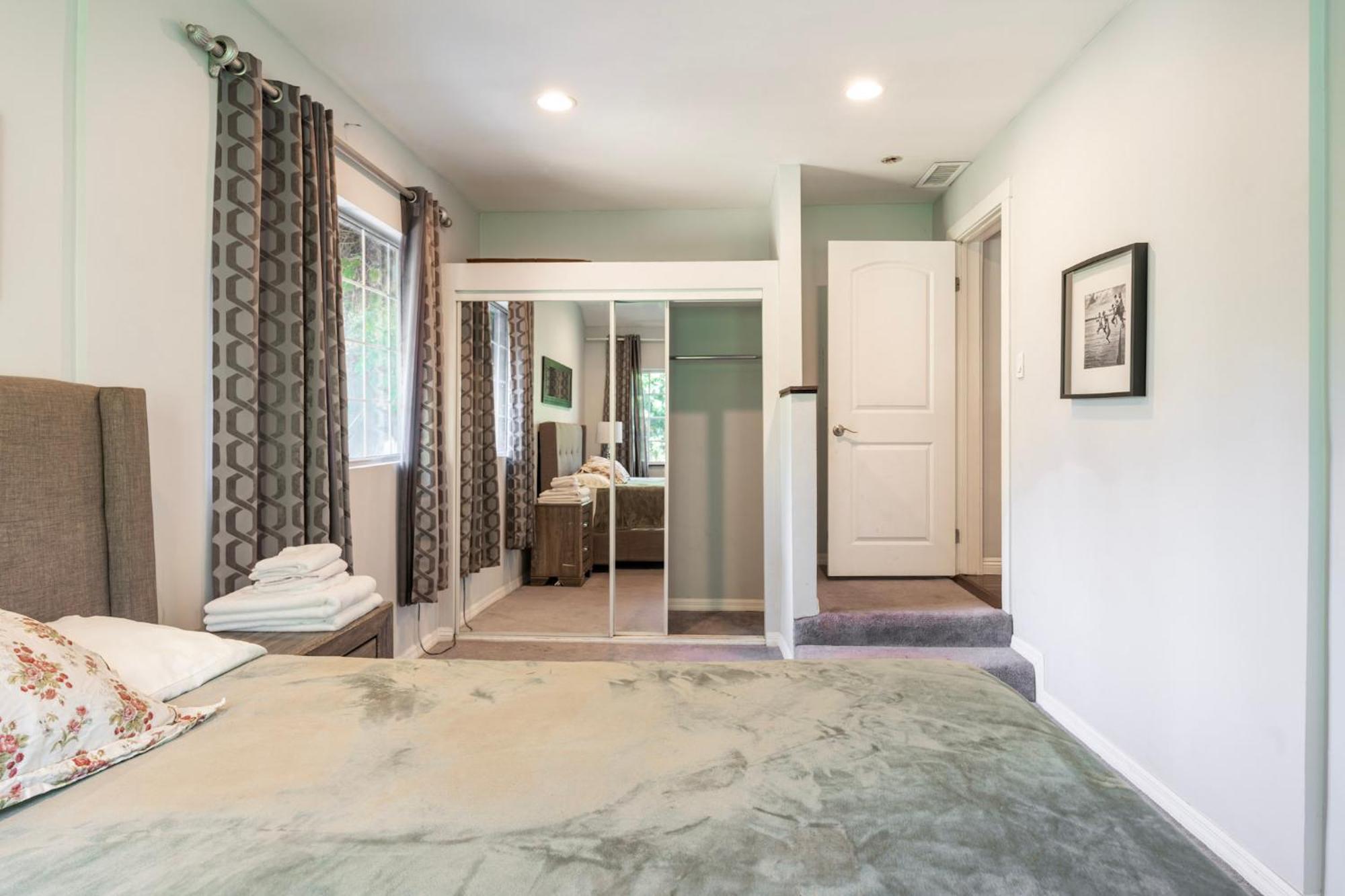 Charming Duplex In Sherman Oaks Сasa de vacaciones